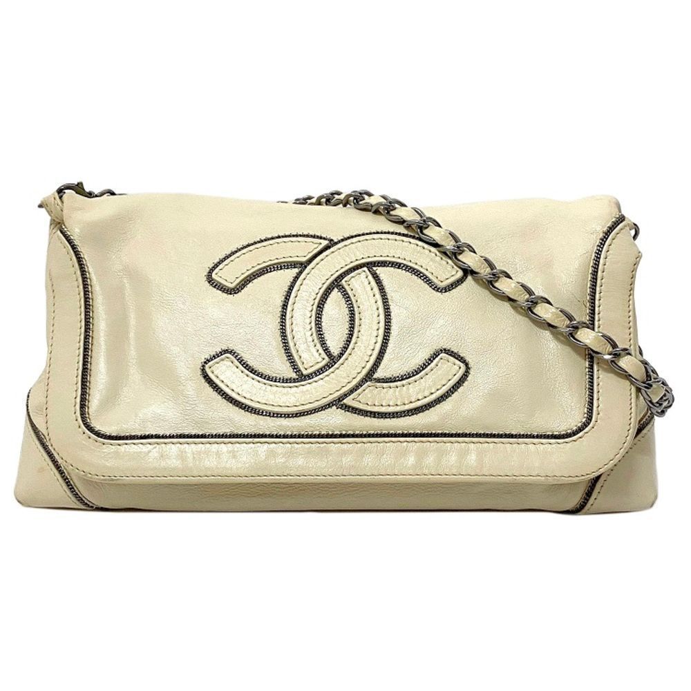 Chanel Chain Shoulder Beige Silver Leather Shoulder Bag
